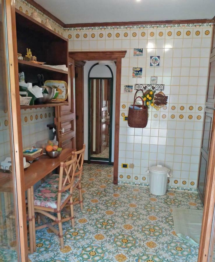 Casa Giovanna Капри Экстерьер фото